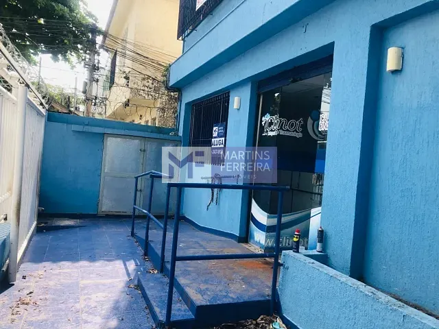 Casa com 374m², para alugar, no bairro Bonsucesso em Rio de Janeiro