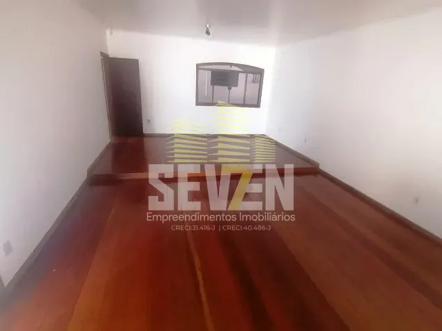 Casa com 363m² 4 quartos e 4 banheiros, à venda, no bairro Jardim Panorama em Bauru
