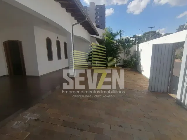 Casa com 363m² 4 quartos e 4 banheiros, à venda, no bairro Jardim Panorama em Bauru