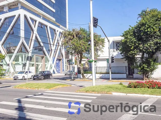 Casa com 256m², à venda, no bairro Centro em Itajaí