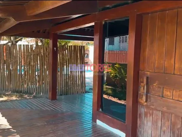 Casa com 852m² 4 quartos e 4 banheiros, à venda, no bairro Pontal em Ilhéus