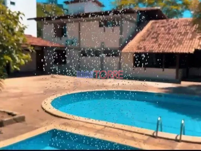 Casa com 852m² 4 quartos e 4 banheiros, à venda, no bairro Pontal em Ilhéus