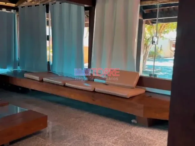 Casa com 852m² 4 quartos e 4 banheiros, à venda, no bairro Pontal em Ilhéus
