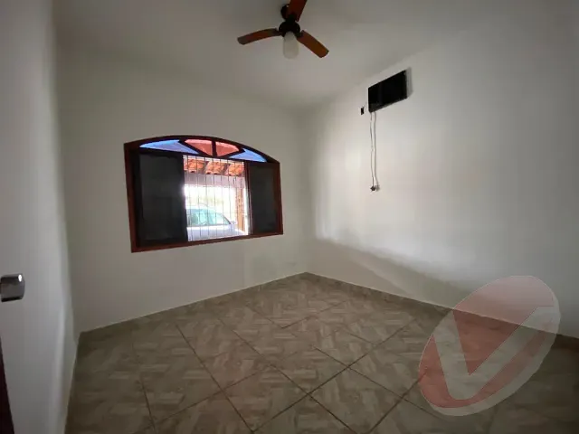 Casa com 148m² 2 quartos e 1 banheiro, à venda, no bairro Real em Praia Grande
