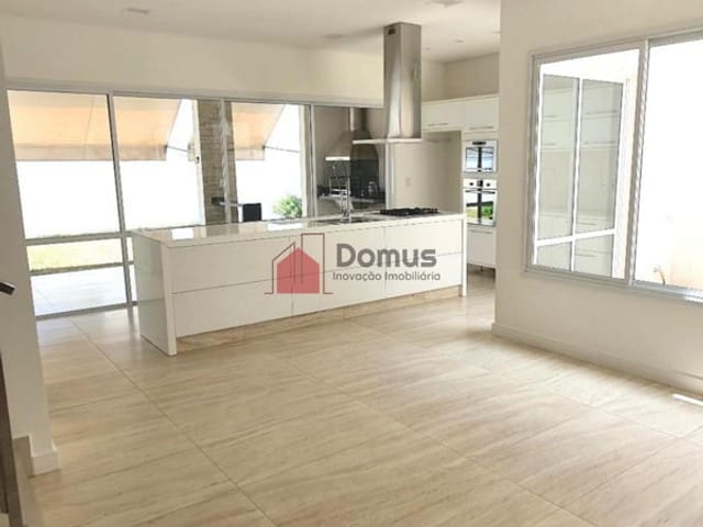Casa com 271m², à venda, no bairro Crispim em Pindamonhangaba