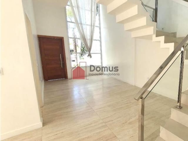 Casa com 271m², à venda, no bairro Crispim em Pindamonhangaba