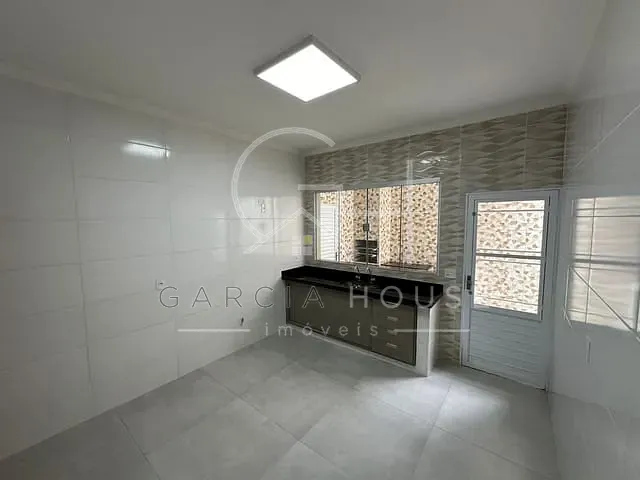 Casa com 150m² 3 quartos e 1 banheiro, à venda, no bairro Vila Monte Alegre em Ribeirão Preto