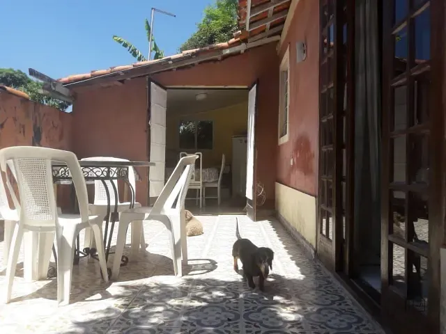 Casa com 300m² 2 quartos e 2 banheiros, para alugar, no bairro Jardim Santa Paula em Cotia