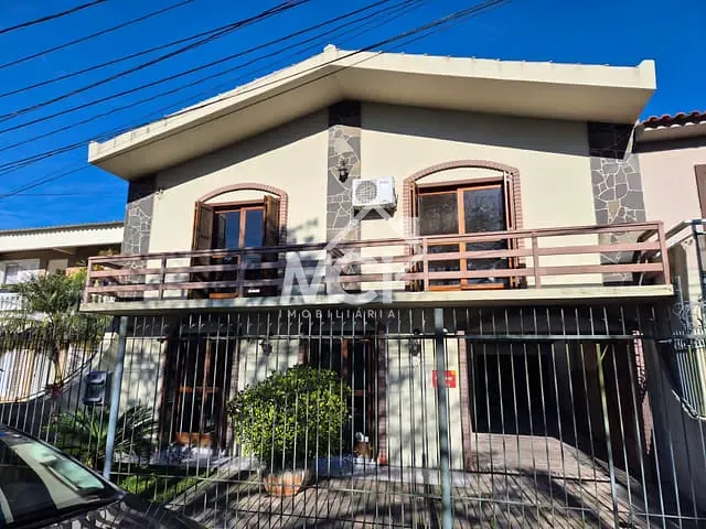 Casa 4 quartos e 3 banheiros, à venda, no bairro Centro em Pelotas