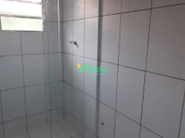 Casa à venda, no bairro Jardim Maragogipe em Itaquaquecetuba