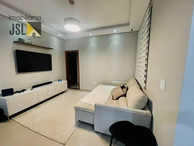 Casa com 168m² 3 quartos e 1 banheiro, à venda, no bairro Vila Santos em Caçapava