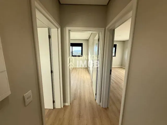 Casa 3 quartos e 4 banheiros, à venda, no bairro São Venâncio em Itupeva