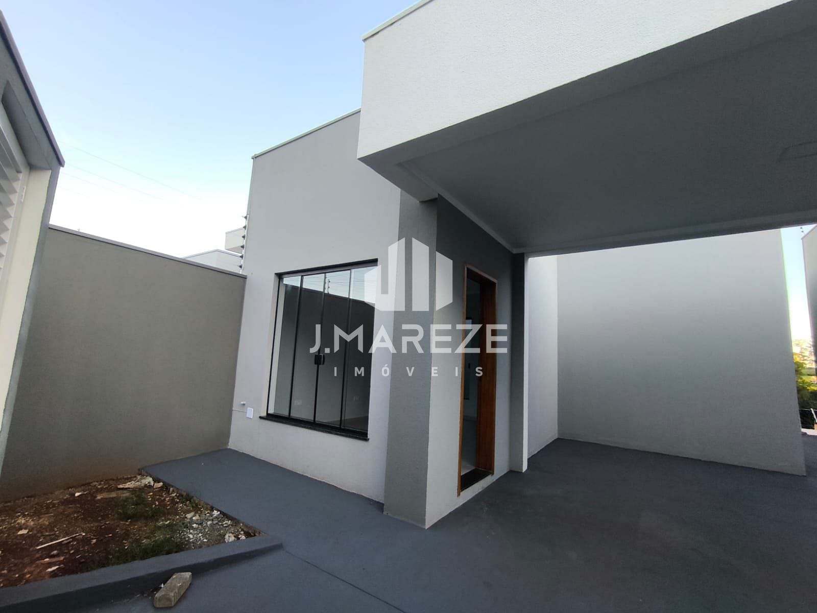 Casa à venda com 3 quartos, 77m² - Foto 1