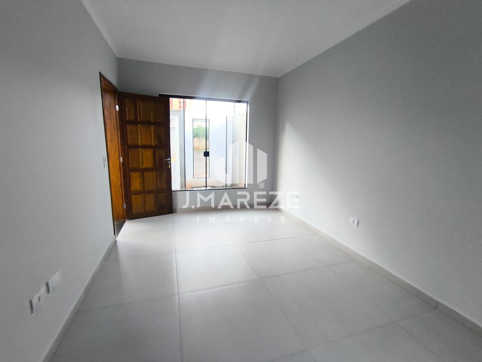 Casa à venda com 3 quartos, 77m² - Foto 4