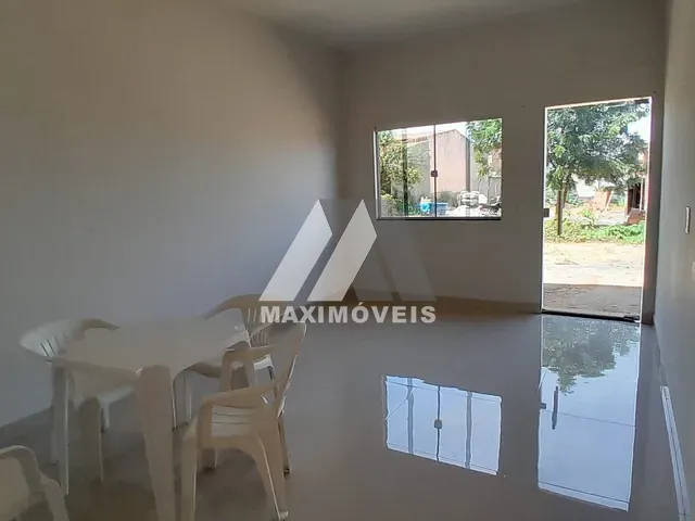 Casa com 240m² 2 quartos e 1 banheiro, à venda, no bairro Alto Paraiso em Araçuaí