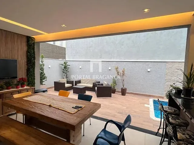 Casa com 398m² 3 quartos e 5 banheiros, para alugar, no bairro Condomínio Residencial Fazenda Santa Helena em Bragança Paulista