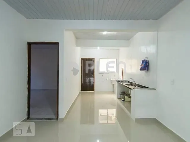 Casa 3 quartos e 3 banheiros, para alugar, no bairro Vila Vitório Mazzei em São Paulo