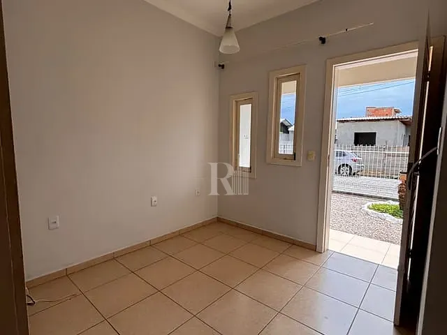 Casa com 181m² 2 quartos e 1 banheiro, à venda, no bairro Joáia em Tijucas