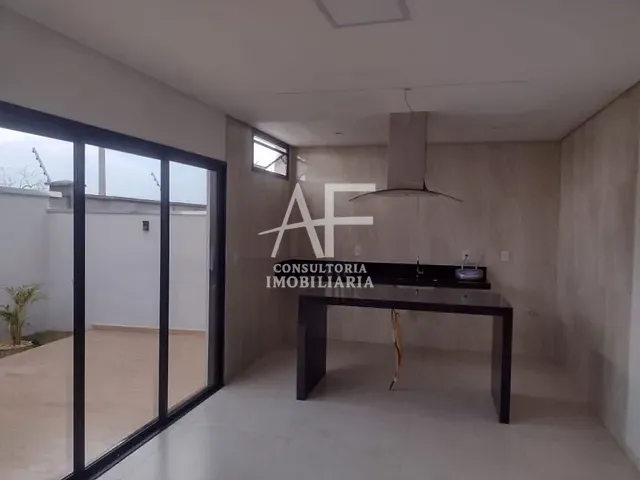 Casa com 253m² 3 quartos e 1 banheiro, à venda, no bairro Bairro dos Guedes em Tremembé