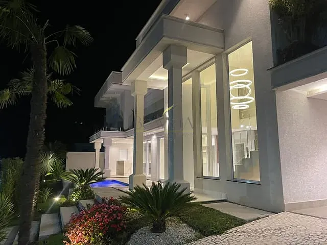 Casa com 301m² 3 quartos e 3 banheiros, à venda, no bairro Residencial San Vitale em Bragança Paulista