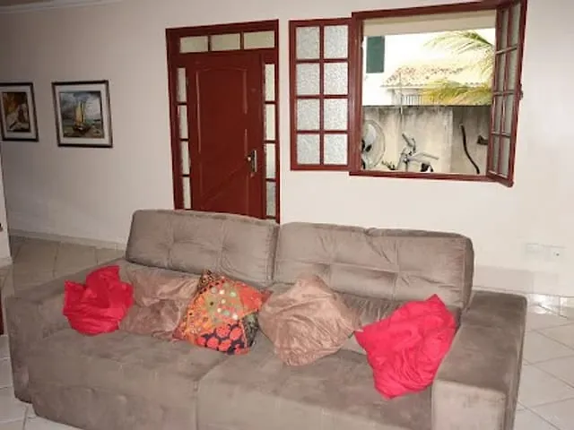 Casa 3 quartos e 3 banheiros, à venda, no bairro Parque Santo Antônio em Campos dos Goytacazes