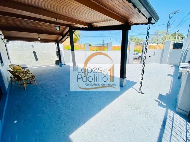 Casa com 320m² 3 quartos e 2 banheiros, à venda, no bairro Vila Helena em Atibaia
