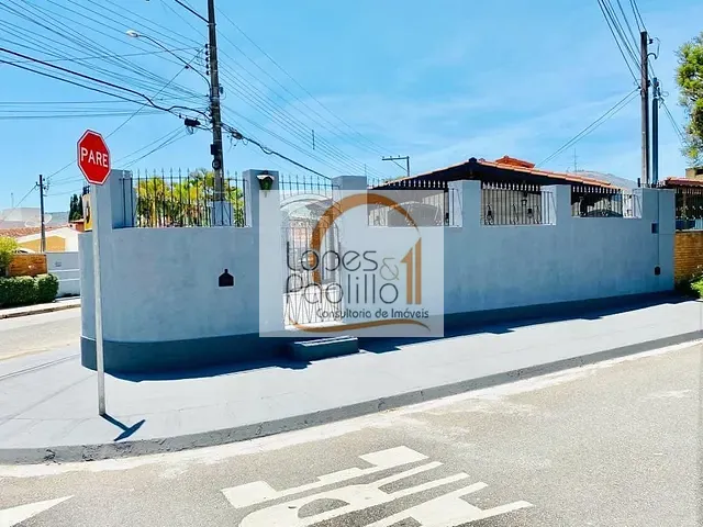 Casa com 320m² 3 quartos e 2 banheiros, à venda, no bairro Vila Helena em Atibaia