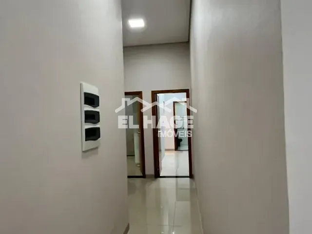 Casa com 450m² 3 quartos e 4 banheiros, à venda, no bairro Condomínio Florais Cuiabá Residencial em Cuiabá