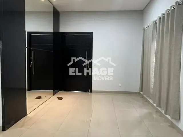 Casa com 450m² 3 quartos e 4 banheiros, à venda, no bairro Condomínio Florais Cuiabá Residencial em Cuiabá