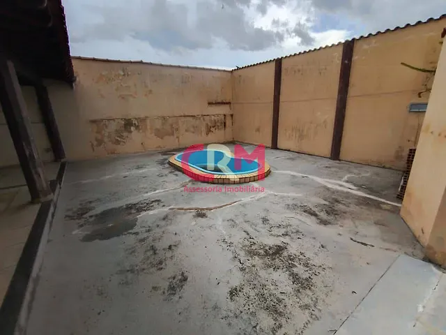 Casa com 300m² 4 quartos e 2 banheiros, à venda, no bairro Conjunto Residencial Ipiranga em Taquaritinga