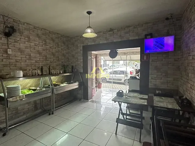 Casa com 210m² 3 quartos e 3 banheiros, à venda, no bairro Centro em Salto