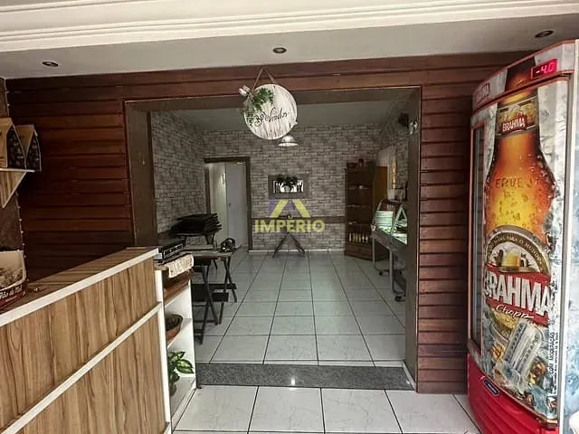 Casa com 210m² 3 quartos e 3 banheiros, à venda, no bairro Centro em Salto