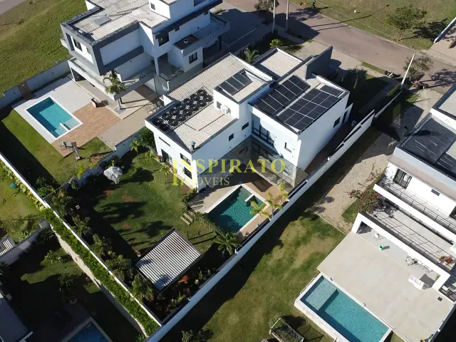 Casa com 800m² 4 quartos e 5 banheiros, à venda, no bairro Medeiros em Jundiaí