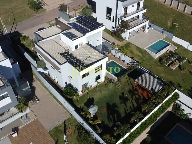 Casa com 800m² 4 quartos e 5 banheiros, à venda, no bairro Medeiros em Jundiaí