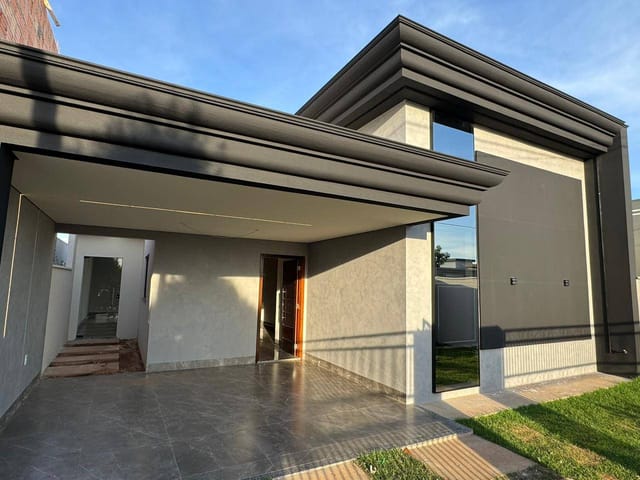Casa com 250m² 3 quartos e 2 banheiros, à venda, no bairro Loteamento Quatro Estações Boulevard em Sinop