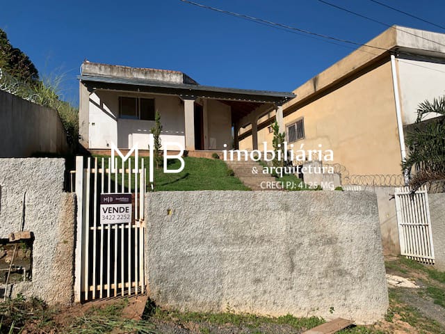 Casa 3 quartos e 1 banheiro, à venda, no bairro RECANTO DAS PALMEIRAS em CATAGUASES