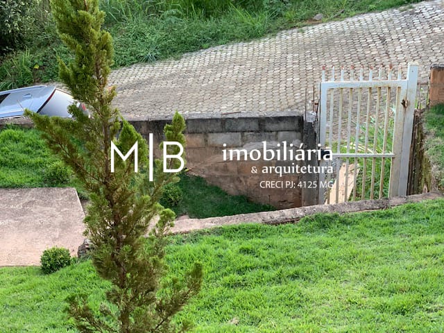 Casa 3 quartos e 1 banheiro, à venda, no bairro RECANTO DAS PALMEIRAS em CATAGUASES