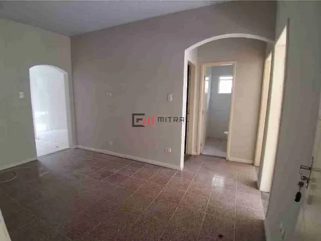 Casa com 250m² 3 quartos e 2 banheiros, à venda, no bairro Progresso em Londrina