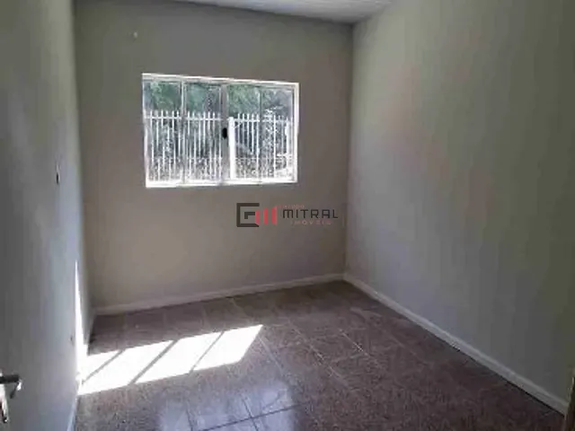 Casa com 250m² 3 quartos e 2 banheiros, à venda, no bairro Progresso em Londrina