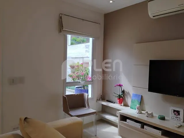 Casa com 235m² 3 quartos e 4 banheiros, à venda, no bairro Jardim Itatinga em São Paulo