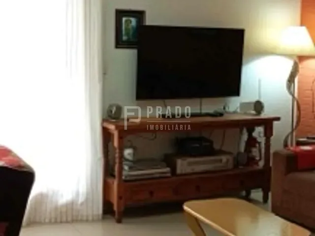Casa com 235m² 3 quartos e 2 banheiros, à venda, no bairro Areal em Pelotas