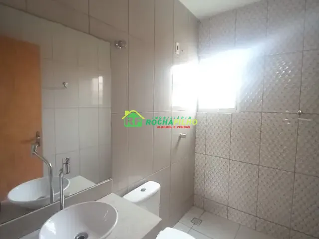 Casa com 160m² 3 quartos e 2 banheiros, para alugar, no bairro São Sebastião em Teresina