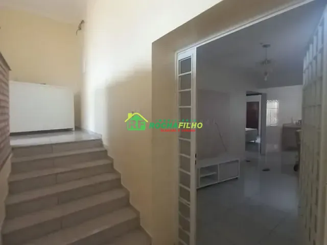 Casa com 160m² 3 quartos e 2 banheiros, para alugar, no bairro São Sebastião em Teresina