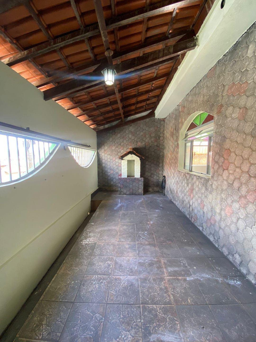 Casa à venda com 2 quartos, 360m² - Foto 8