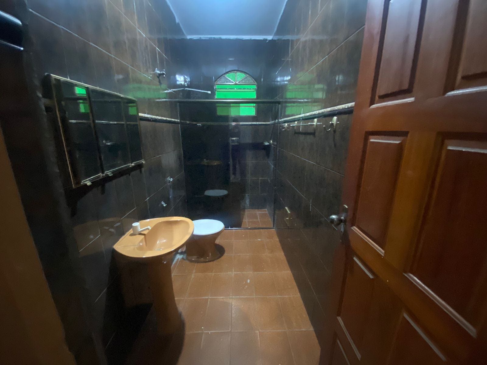 Casa à venda com 2 quartos, 360m² - Foto 19