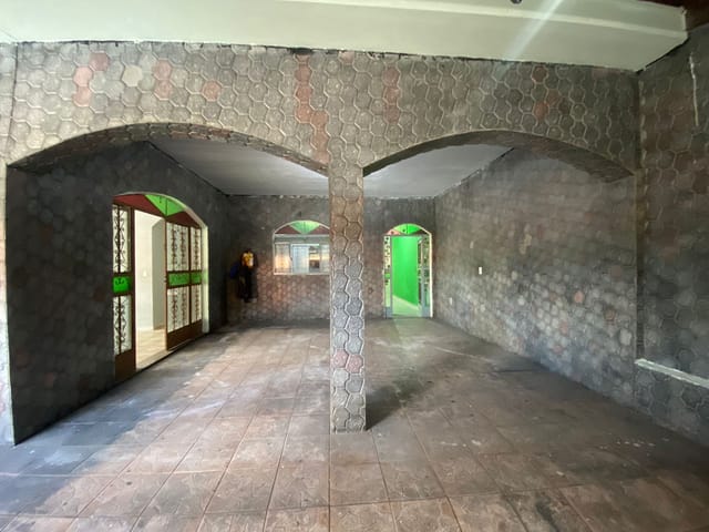 Casa 2 quartos e 1 banheiro, à venda, no bairro Tropical em Contagem