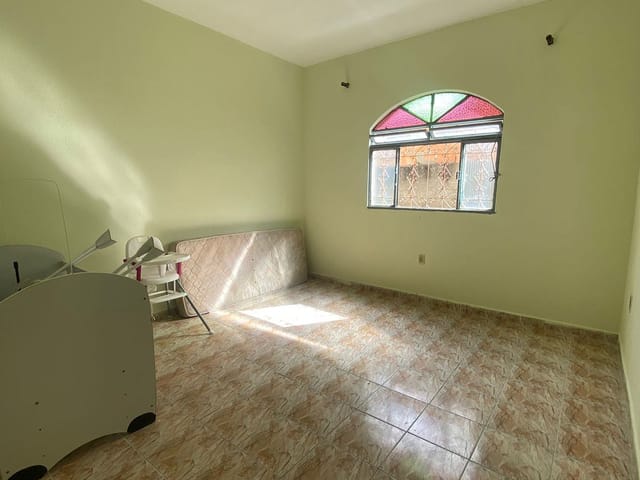 Casa 2 quartos e 1 banheiro, à venda, no bairro Tropical em Contagem