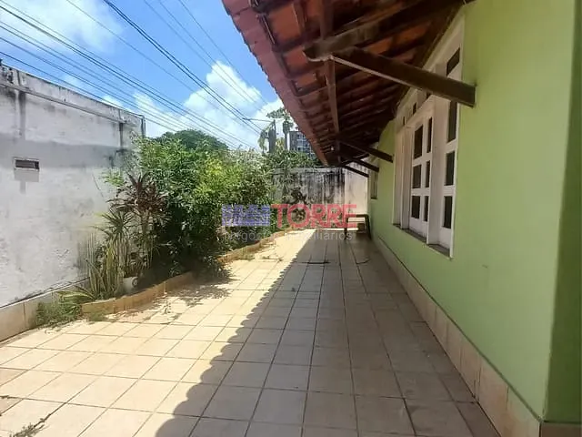 Casa 3 quartos e 2 banheiros, à venda, no bairro São Francisco em Ilhéus