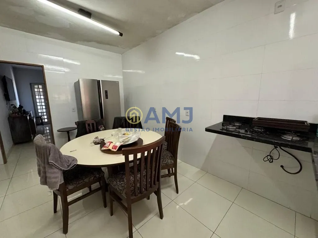 Casa, 2 quartos, 180 m² - Foto 2