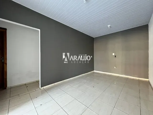 Casa com 90m² 2 quartos e 1 banheiro, para alugar, no bairro Pocinho em Ilhota